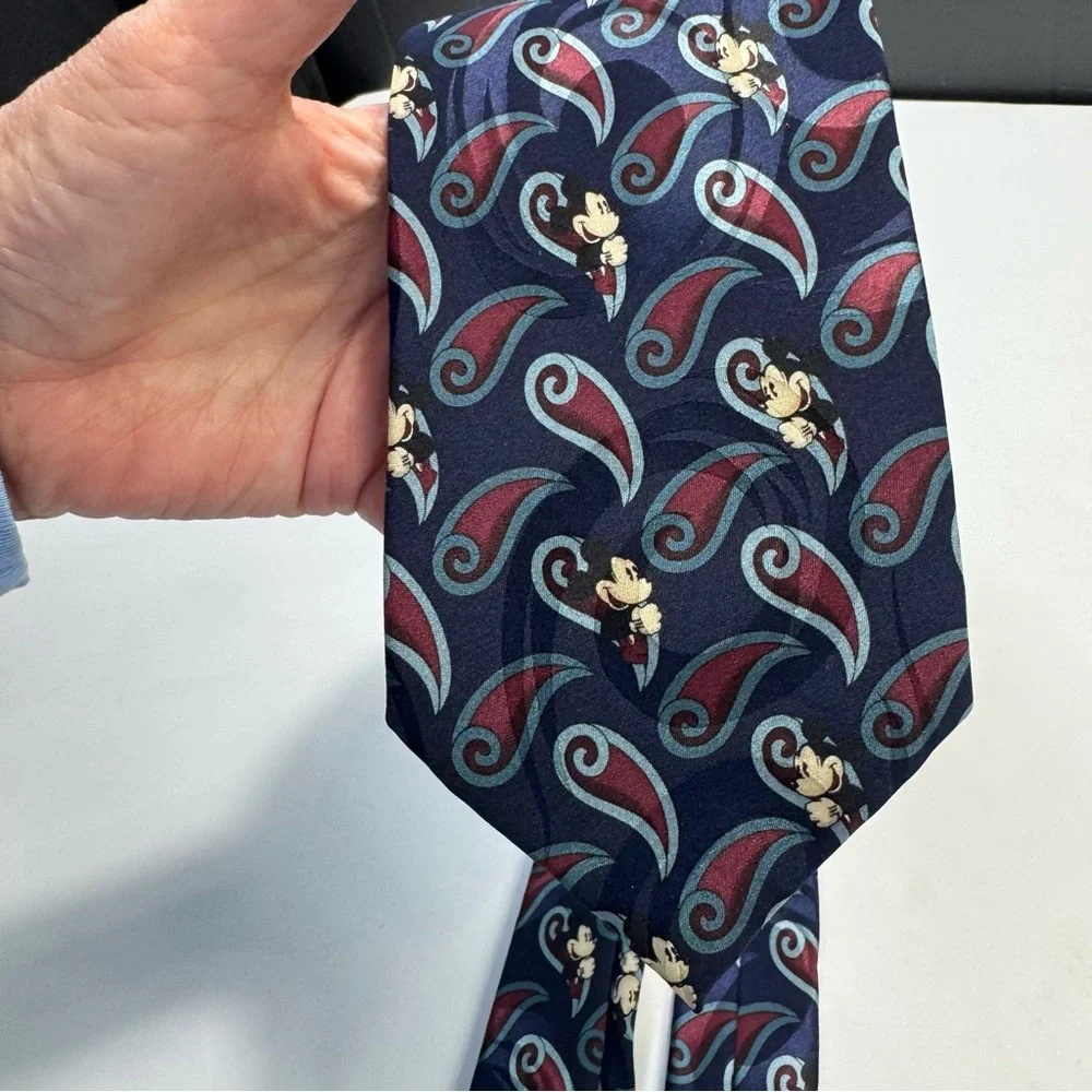 Vintage Disney Store Mickey 100% Silk Paisley Mickey Mouse Necktie Navy Maroon